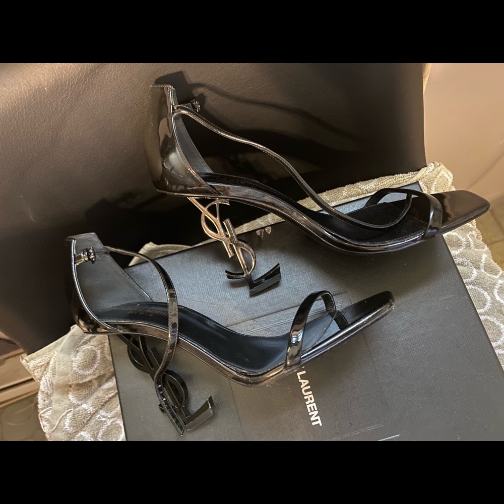 Black YSL shoes - Picture 2 of 2